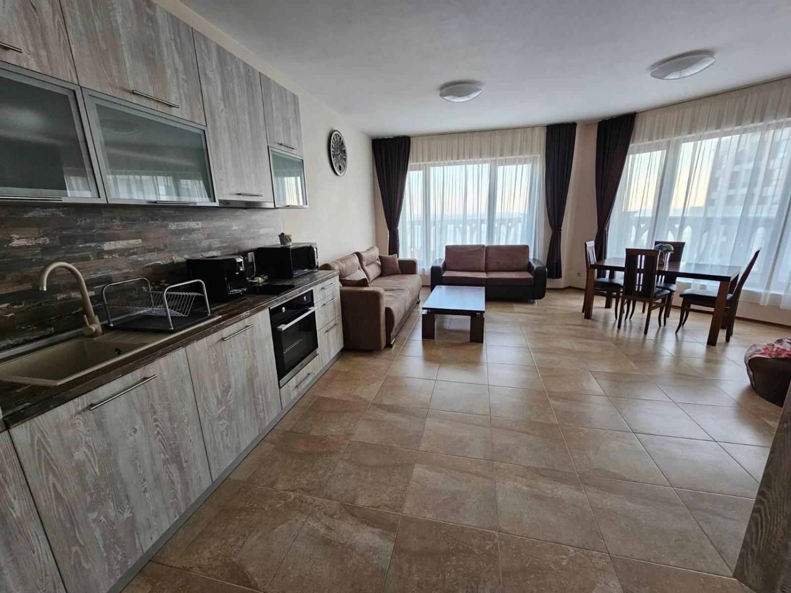 Elegantz Apartments 2 Varna Exterior foto